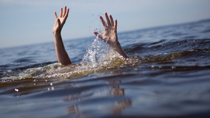 23 year old drowns in lake Victoria